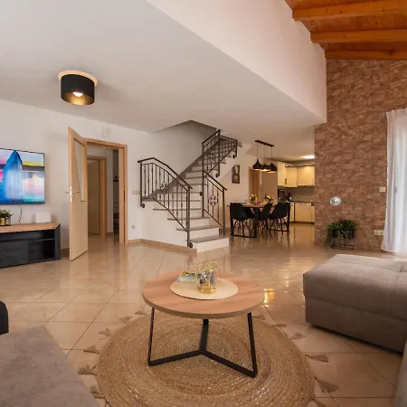 Villa Beautiful 