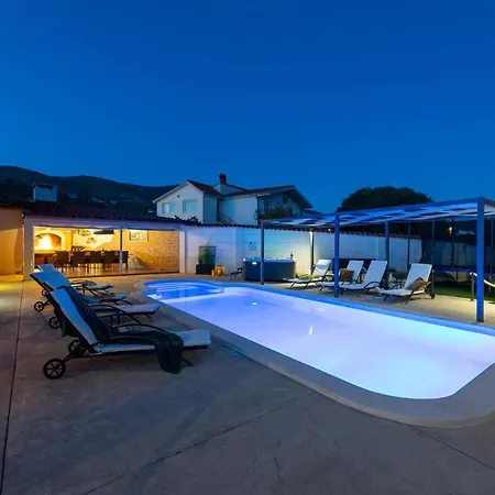 Villa Beautiful 